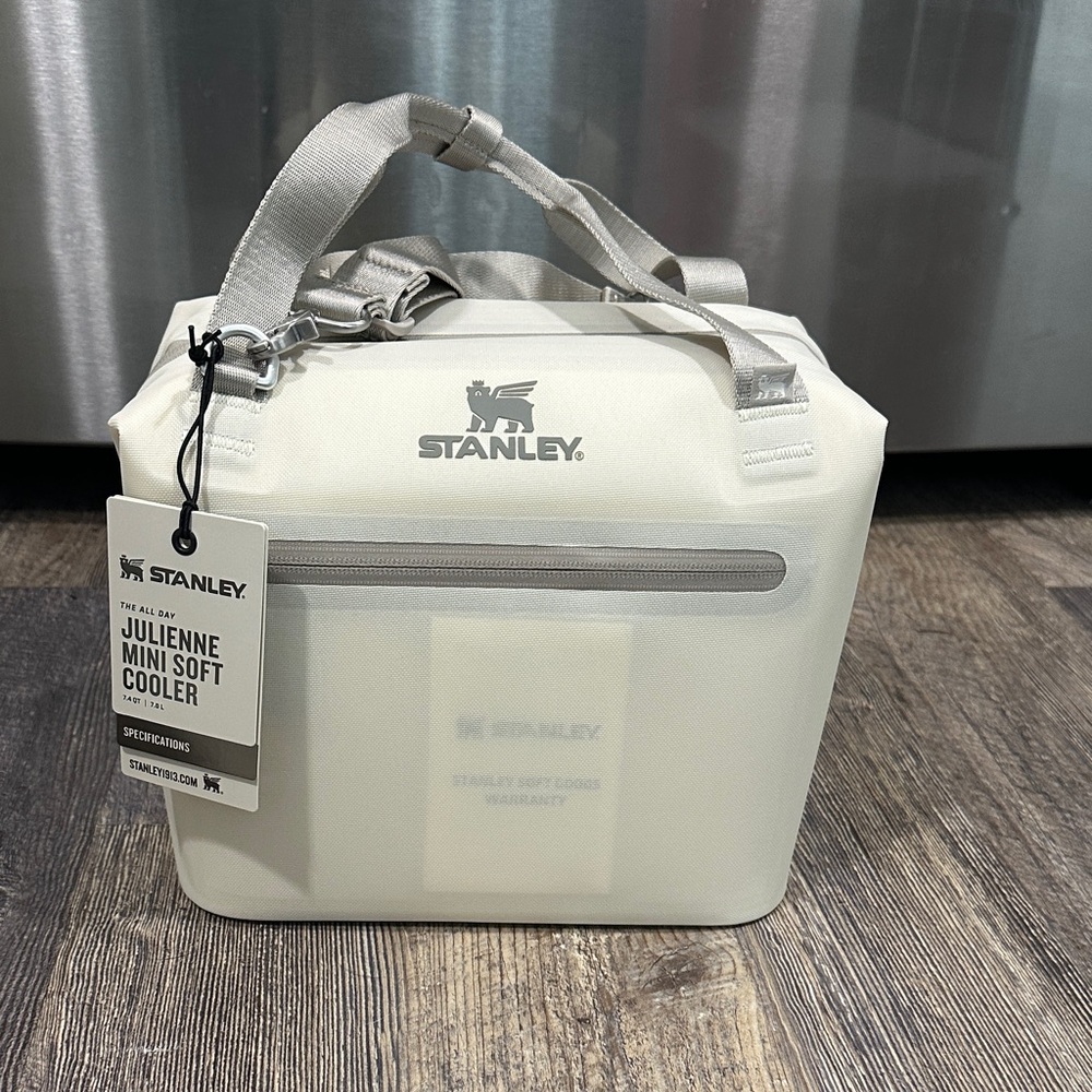Stanley Julienne Mini Soft Cooler - Off-White